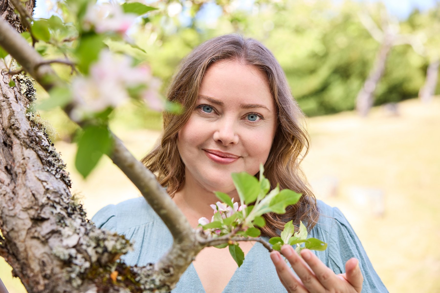 Inside Laurel Skin with Laurel Shaffer, testing whole plant claims